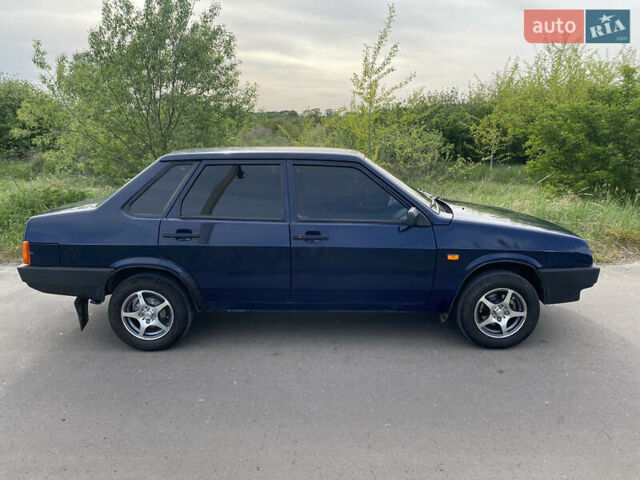 Синій ВАЗ 21099, об'ємом двигуна 1.6 л та пробігом 110 тис. км за 1800 $, фото 2 на Automoto.ua