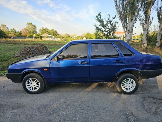 Синий ВАЗ 21099, объемом двигателя 0 л и пробегом 280 тыс. км за 1500 $, фото 2 на Automoto.ua