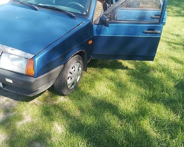 Синий ВАЗ 21099, объемом двигателя 1.6 л и пробегом 199 тыс. км за 1599 $, фото 4 на Automoto.ua