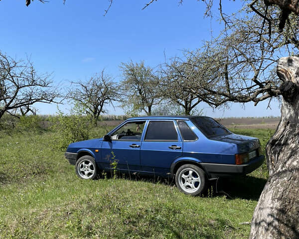 Синій ВАЗ 21099, об'ємом двигуна 1.6 л та пробігом 164 тис. км за 2850 $, фото 4 на Automoto.ua