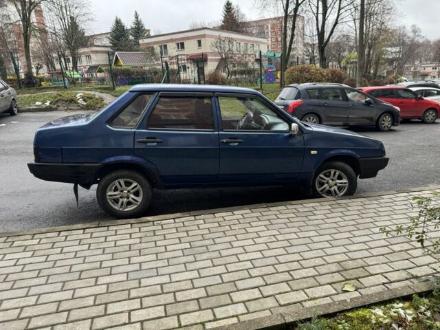 Синій ВАЗ 21099, об'ємом двигуна 1.6 л та пробігом 289 тис. км за 2300 $, фото 2 на Automoto.ua