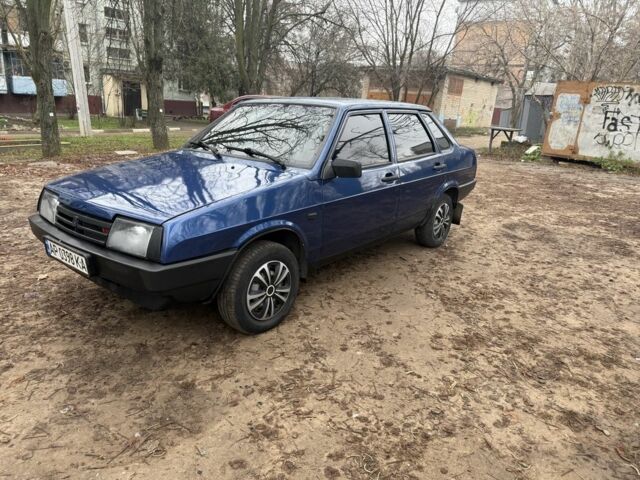 Синий ВАЗ 21099, объемом двигателя 1.6 л и пробегом 180 тыс. км за 1750 $, фото 3 на Automoto.ua