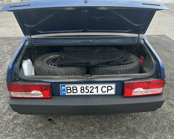 Синий ВАЗ 21099, объемом двигателя 1.6 л и пробегом 160 тыс. км за 1803 $, фото 5 на Automoto.ua