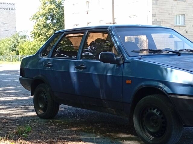 Синий ВАЗ 21099, объемом двигателя 1.6 л и пробегом 245 тыс. км за 721 $, фото 1 на Automoto.ua