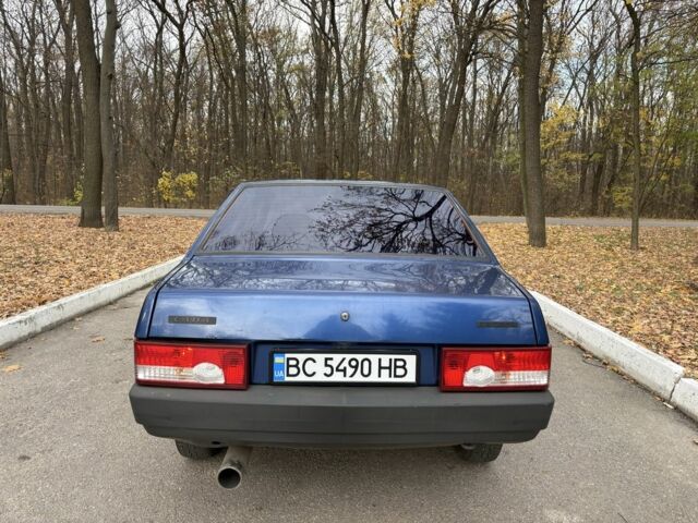 Синий ВАЗ 21099, объемом двигателя 1.6 л и пробегом 160 тыс. км за 2100 $, фото 5 на Automoto.ua