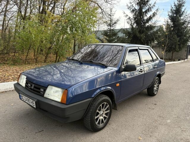 Синий ВАЗ 21099, объемом двигателя 1.6 л и пробегом 160 тыс. км за 2100 $, фото 2 на Automoto.ua