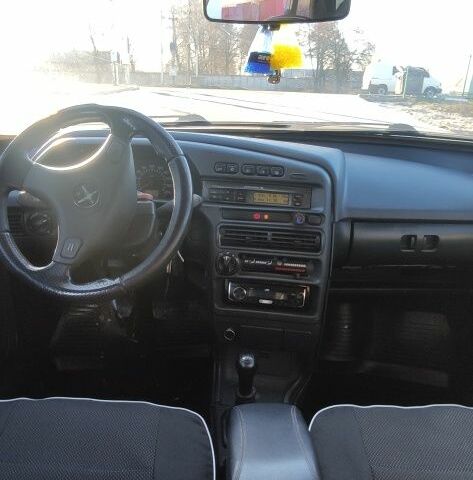 Синий ВАЗ 21099, объемом двигателя 1.6 л и пробегом 260 тыс. км за 1200 $, фото 2 на Automoto.ua