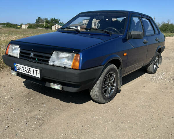 Синий ВАЗ 21099, объемом двигателя 1.6 л и пробегом 266 тыс. км за 2800 $, фото 3 на Automoto.ua