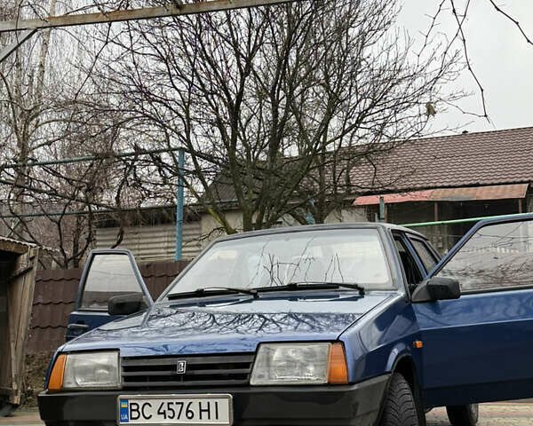 Синий ВАЗ 21099, объемом двигателя 1.6 л и пробегом 100 тыс. км за 1100 $, фото 5 на Automoto.ua