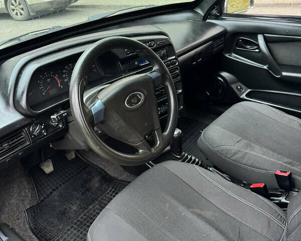 Синій ВАЗ 21099, об'ємом двигуна 1.6 л та пробігом 289 тис. км за 1850 $, фото 24 на Automoto.ua