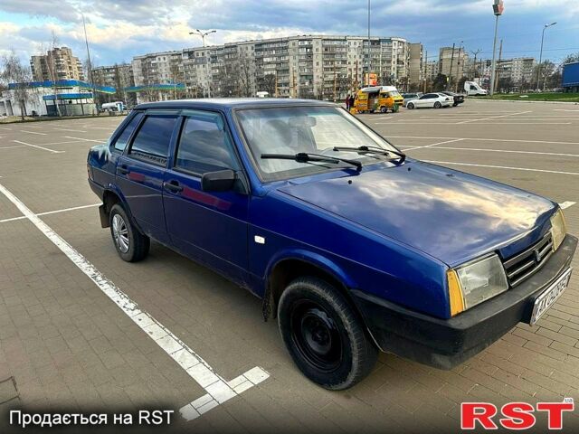Синий ВАЗ 21099, объемом двигателя 1.6 л и пробегом 350 тыс. км за 1950 $, фото 2 на Automoto.ua