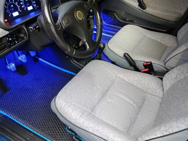 Синий ВАЗ 21099, объемом двигателя 1 л и пробегом 94 тыс. км за 2750 $, фото 7 на Automoto.ua