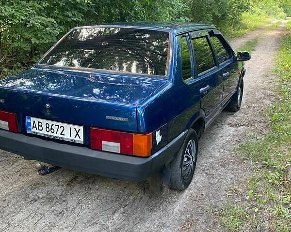 Синий ВАЗ 21099, объемом двигателя 1.6 л и пробегом 254 тыс. км за 2200 $, фото 2 на Automoto.ua