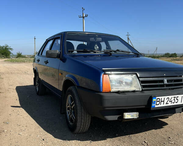 Синий ВАЗ 21099, объемом двигателя 1.6 л и пробегом 266 тыс. км за 2800 $, фото 2 на Automoto.ua