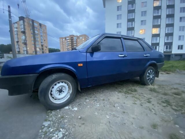Синий ВАЗ 21099, объемом двигателя 1.6 л и пробегом 135 тыс. км за 1700 $, фото 3 на Automoto.ua