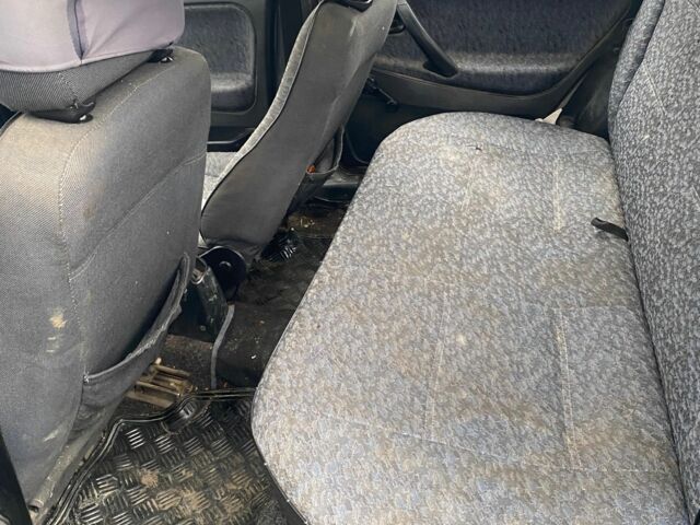 Синий ВАЗ 21099, объемом двигателя 1.6 л и пробегом 150 тыс. км за 650 $, фото 2 на Automoto.ua