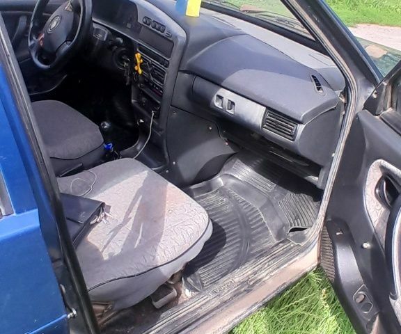 Синій ВАЗ 21099, об'ємом двигуна 0 л та пробігом 218 тис. км за 1082 $, фото 3 на Automoto.ua