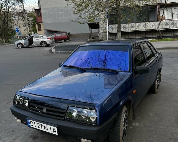 Синий ВАЗ 21099, объемом двигателя 1.6 л и пробегом 210 тыс. км за 2000 $, фото 4 на Automoto.ua