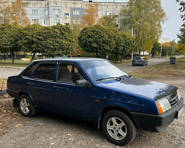 Синий ВАЗ 21099, объемом двигателя 1.6 л и пробегом 100 тыс. км за 1900 $, фото 5 на Automoto.ua