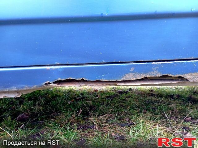 Синій ВАЗ 21099, об'ємом двигуна 1.6 л та пробігом 65 тис. км за 888 $, фото 5 на Automoto.ua