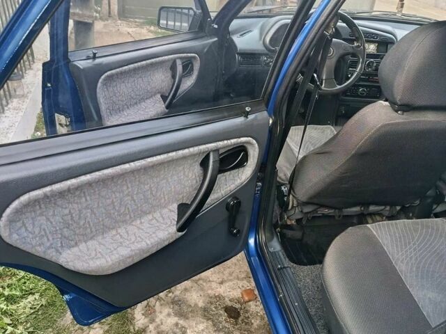 Синій ВАЗ 21099, об'ємом двигуна 1.6 л та пробігом 123 тис. км за 2400 $, фото 16 на Automoto.ua