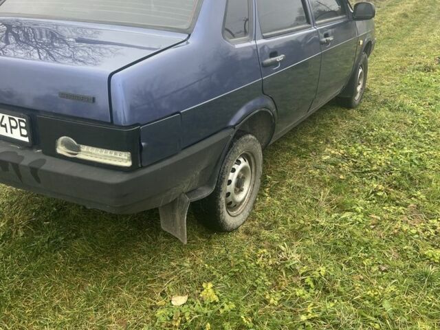 Синий ВАЗ 21099, объемом двигателя 1.6 л и пробегом 150 тыс. км за 1600 $, фото 2 на Automoto.ua