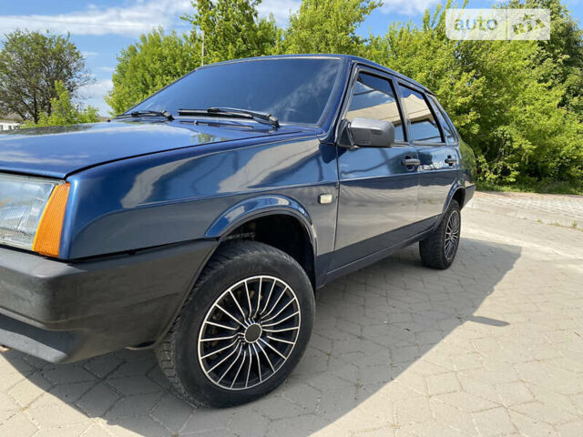 Синий ВАЗ 21099, объемом двигателя 1.6 л и пробегом 170 тыс. км за 2550 $, фото 5 на Automoto.ua