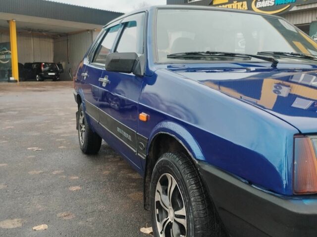 Синий ВАЗ 21099, объемом двигателя 1.6 л и пробегом 159 тыс. км за 2200 $, фото 1 на Automoto.ua