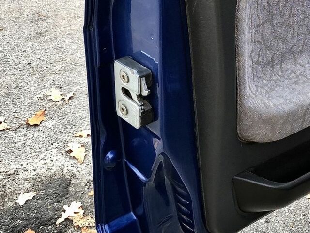 Синий ВАЗ 21099, объемом двигателя 1.6 л и пробегом 51 тыс. км за 3650 $, фото 20 на Automoto.ua