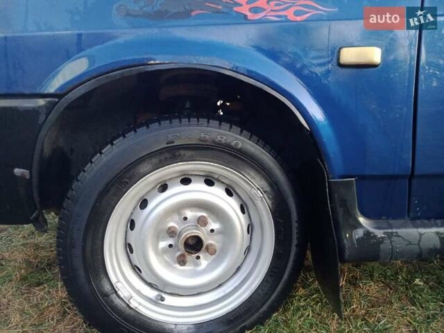 Синий ВАЗ 21099, объемом двигателя 1.6 л и пробегом 100 тыс. км за 1650 $, фото 2 на Automoto.ua