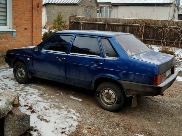 Синий ВАЗ 21099, объемом двигателя 16 л и пробегом 250 тыс. км за 1900 $, фото 8 на Automoto.ua