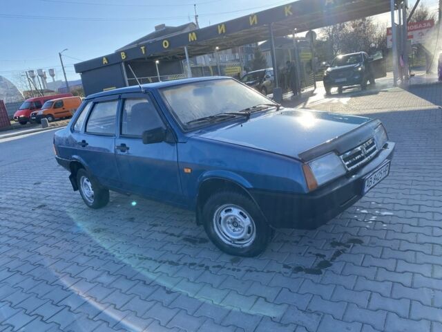 Синий ВАЗ 21099, объемом двигателя 1.6 л и пробегом 180 тыс. км за 1450 $, фото 4 на Automoto.ua
