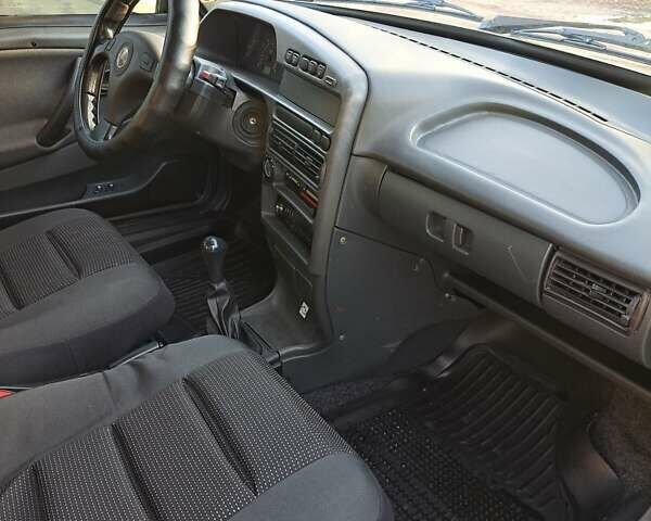 Синий ВАЗ 21099, объемом двигателя 1.6 л и пробегом 224 тыс. км за 2850 $, фото 18 на Automoto.ua