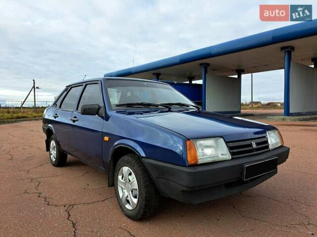 Синій ВАЗ 21099, об'ємом двигуна 1.6 л та пробігом 224 тис. км за 2750 $, фото 4 на Automoto.ua