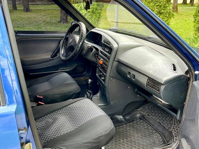 Синий ВАЗ 21099, объемом двигателя 1.6 л и пробегом 220 тыс. км за 1450 $, фото 8 на Automoto.ua