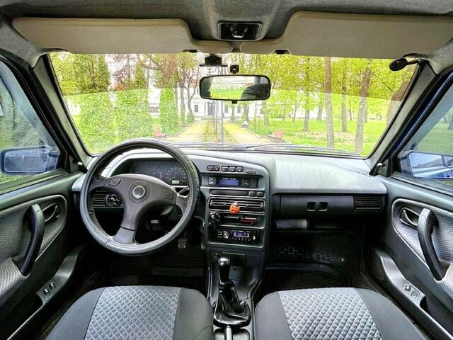 Синий ВАЗ 21099, объемом двигателя 1.6 л и пробегом 220 тыс. км за 1450 $, фото 7 на Automoto.ua