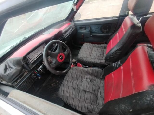 Синій ВАЗ 21099, об'ємом двигуна 1.5 л та пробігом 100 тис. км за 500 $, фото 5 на Automoto.ua