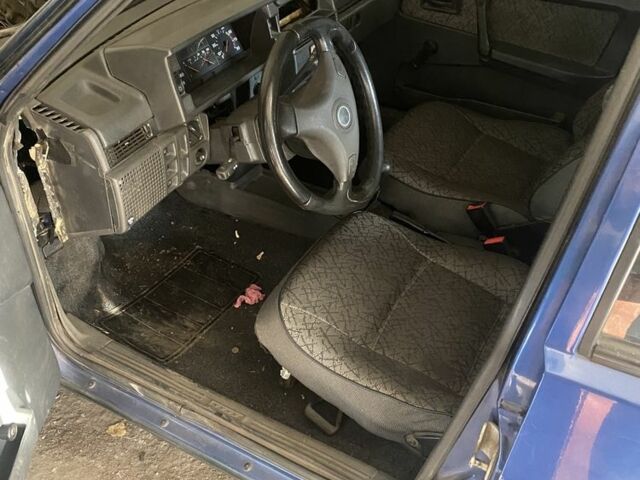 Синий ВАЗ 21099, объемом двигателя 1.5 л и пробегом 77 тыс. км за 1061 $, фото 2 на Automoto.ua