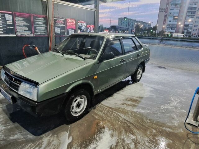 ВАЗ 21099 1997 в Кропивницком (Кировограде) на Automoto.ua Зеленый ВАЗ 21099, объемом двигателя 1.3 л и пробегом 70 тыс. км за 1800 $, фото 2 на Automoto.ua