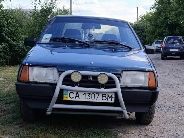 Зеленый ВАЗ 21099, объемом двигателя 1.5 л и пробегом 460 тыс. км за 1100 $, фото 4 на Automoto.ua