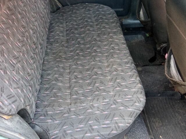 Зеленый ВАЗ 21099, объемом двигателя 1.5 л и пробегом 300 тыс. км за 482 $, фото 3 на Automoto.ua