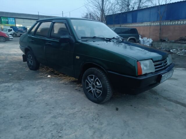 Зелений ВАЗ 21099, об'ємом двигуна 1.5 л та пробігом 123 тис. км за 1000 $, фото 4 на Automoto.ua