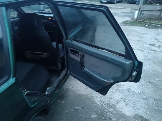 Зелений ВАЗ 21099, об'ємом двигуна 1.5 л та пробігом 123 тис. км за 1000 $, фото 6 на Automoto.ua