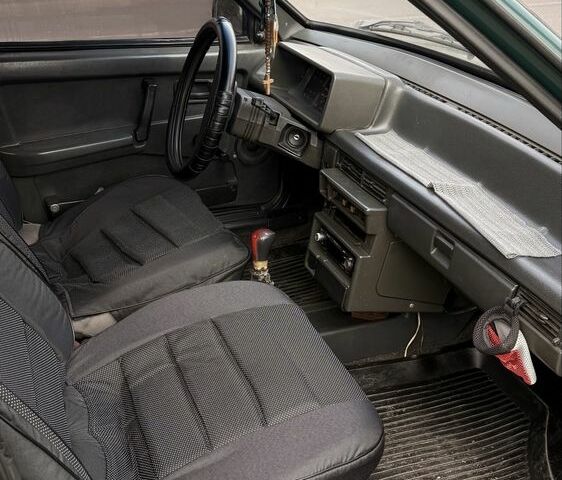 Зелений ВАЗ 21099, об'ємом двигуна 1.5 л та пробігом 70 тис. км за 1200 $, фото 4 на Automoto.ua