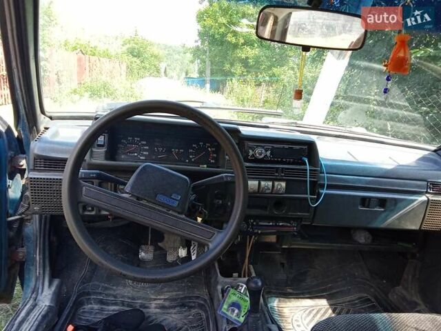 Зелений ВАЗ 21099, об'ємом двигуна 1.6 л та пробігом 244 тис. км за 750 $, фото 3 на Automoto.ua