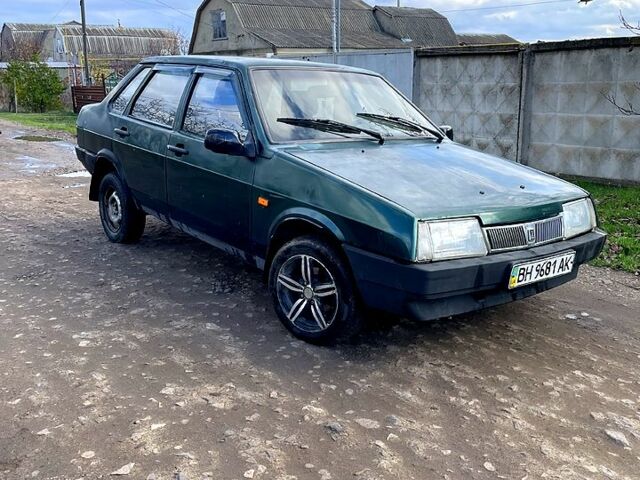 Зеленый ВАЗ 21099, объемом двигателя 1.5 л и пробегом 0 тыс. км за 800 $, фото 2 на Automoto.ua
