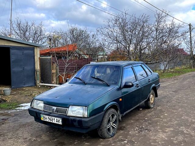 Зеленый ВАЗ 21099, объемом двигателя 1.5 л и пробегом 0 тыс. км за 800 $, фото 1 на Automoto.ua