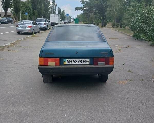 Зеленый ВАЗ 21099, объемом двигателя 1.5 л и пробегом 400 тыс. км за 600 $, фото 3 на Automoto.ua