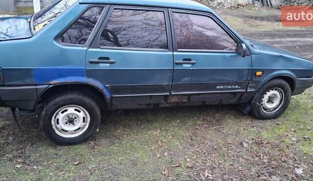 Зеленый ВАЗ 21099, объемом двигателя 1.5 л и пробегом 325 тыс. км за 1000 $, фото 10 на Automoto.ua