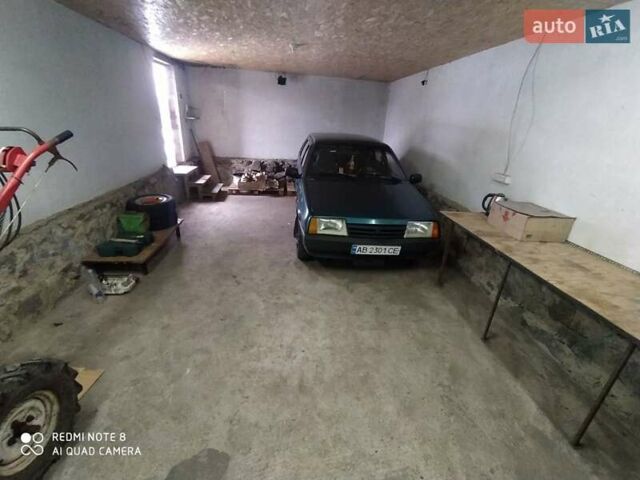 Зеленый ВАЗ 21099, объемом двигателя 1.6 л и пробегом 500 тыс. км за 1100 $, фото 2 на Automoto.ua